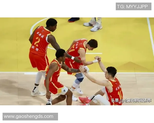 2015年首钢与广东的巅峰对决回顾及精彩瞬间分析 2015年首钢与广东的巅峰对决回顾及精彩瞬间分析